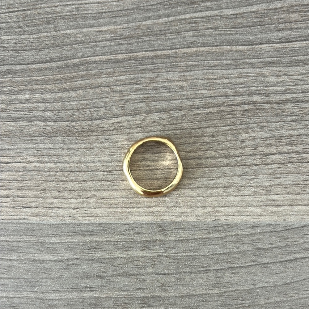 WOLF CIRCUS organic shape gold ring.
